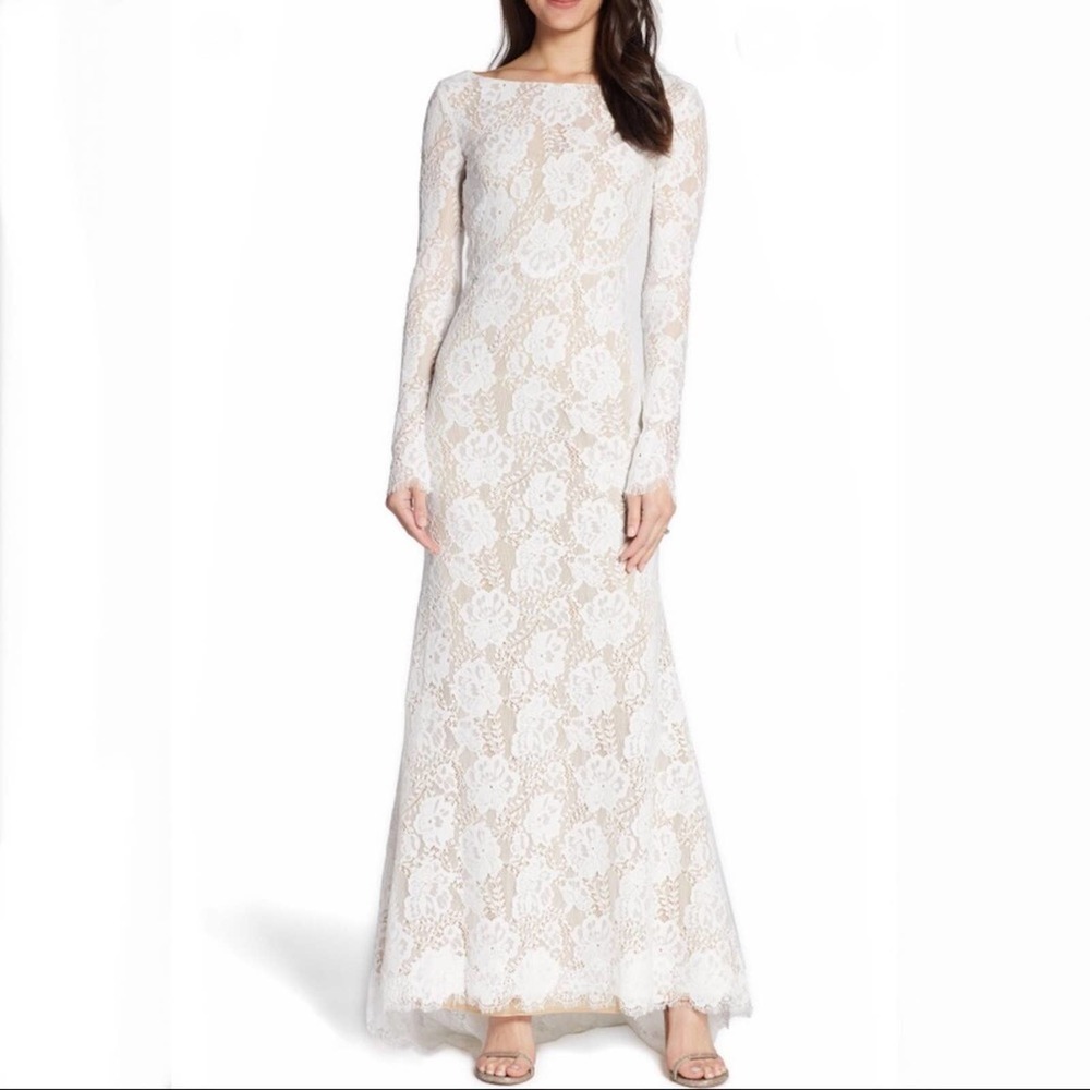 By Watters NWT Lace Long Sleeve Wedding Dress 10 - Picture 3 of 13